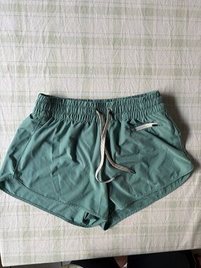 Vuori Light Teal Drawstring Women’s Athletic Shorts